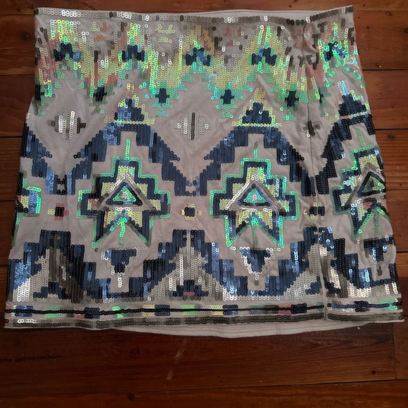 Express Dresses & Skirts - Express sequin skirt